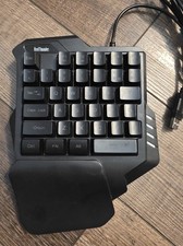 Redthunder  G30 One-Handed Mechanical Gaming Keyboard USB Cord - Tested picture