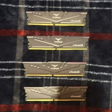 Team Group T-Force Vulcan DDR4 SDRAM DIMM 4 Modules Desktop RAM picture