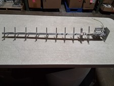 Cambium N009045D003A 900 MHz 12 dBi Gain Directional Yagi Antenna   Pre-owned picture