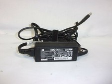 Genuine HP 45W AC Power Adapter Charger 74481-002 744893-001 19.5V 2.31A  picture