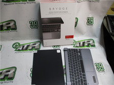 Brydge BRYTP6022 Wireless Keyboard with Back Cover Bluetooth Good Condition picture