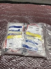 Bag of 20  StarTech LSATA18 18in Latching SATA Cable Male SATA - 18 - Red picture