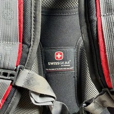 Pre Owned Wenger Swiss Gear MAXXUM 15.4