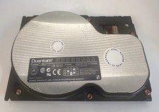 Quantum Pioneer SG 1GB 3.5” IDE Hard Drive SG10A011 Vintage Tested  picture
