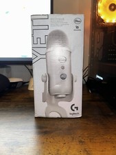 Logitech for Creators Blue Yeti Premium USB Gaming Microphone for Streaming, PC, picture