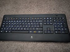 Logitech K800 Illuminated Wireless Keyboard NO DONGLE - Tested - Y-R0011 picture