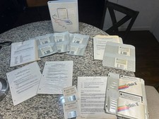 1986 Apple Dealer Binder Lisa 7/7, MacWorks XL, Pascal, Apple II Disks + Docs picture