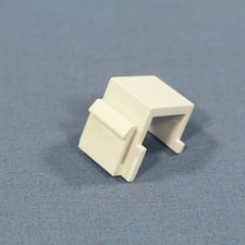 Cooper White Modular Wallplate Solid Blank One Port Filler Insert 5550-5EW picture