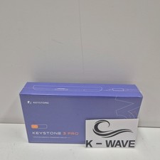 Keystone 3 Pro hardware wallet equipped with three security chips picture