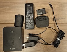 *USED* YEALINK W70B DECT IP BASE STATION VOIP With W73H Handset picture