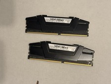 G.Skill RipJaws V 16GB (2x8GB) PC4-28800 (DDR4-3600) Memory F4-3600C16D-16GVKC picture