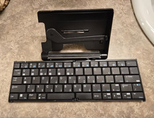 Palm Universal Wireless Keyboard Compact Folding Case Stylus Black 3169WWZ picture