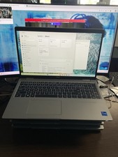 LOT OF 5 DELL PRECISION 3561 LAPTOP. i7 Nvidia Gpu 32gb Ram picture
