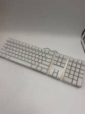 Apple A1048 Wired USB Keyboard - White picture