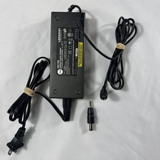 Lenmar LAC120 120W Universal Laptop Power Adapter USB Selectable Voltage Tested picture