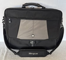 Targus Black Platinum 17” Long Laptop Case Briefcase Shoulder Strap Pockets EUC picture