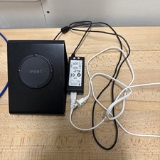 iPort LaunchPort iPad Wireless Charging System Base Station & AC Adapter Black picture