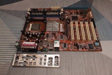 ABIT VT7, V2.0, Socket 478, Intel Motherboard +CPU 2.60GHz +RAM 1Gb +I/O picture