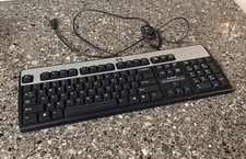 HP KU-0316 Black & Silver USB Keyboard (434821-007) Great Condition  picture