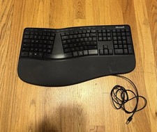 Microsoft (LXM-00001) 1878 Wired Keyboard - Tested picture