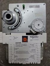 Schneider Electric  B3866-V VAV Bacnet Controller - Used but in great condition picture
