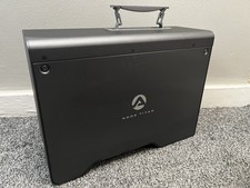 Akitio Node Titan TB3 eGPU external enclosure 650W picture