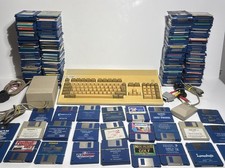 Commodore Amiga A1200 1200 With 10 Complete Games Plus 480 DISKS - Tested ✅ picture