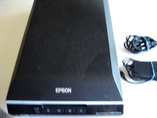 Epson Perfection V550 Photo Color Scanner J252B Flatbed w/Power Adapter picture