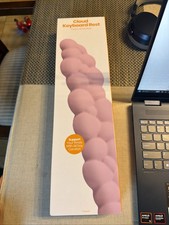 Gems - Cloud Keyboard Foam Wrist Rest - Pink Cloud picture