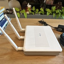 ASUS RT-N16 Wireless-N Gigabit Router 300 MBPS with 4-Port picture
