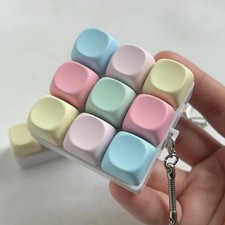 Relaxing 4/9 Keys Finger Keyboard Keycap Key Button Decompression Toy Stress picture