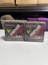 (2) Maxell MF-2DD 3.5” Disks 10 Double Density Formatted IBM & Compatibles NEW picture