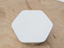Xfinity XE2-SG 2nd Gen xFi Pod WiFi Extender Mesh Unit, 2 LAN Ethernet Ports picture
