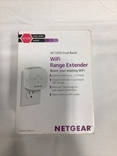 NETGEAR AC1200 WiFi Range Extender - White picture
