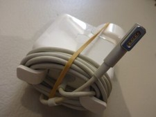 AU SELLER Apple Magsafe 45W Power Adapter Laptop Charger - Model A1374 - GENUINE picture