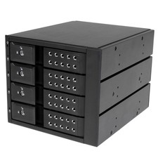 StarTech HSB4SATSASBA 4-Bay 3.5