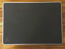 Razer Invicta Dual-Sided Gaming Mouse Pad: Aircraft-Grade Aluminum Base picture