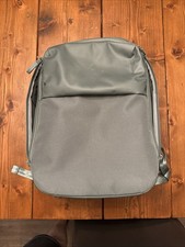 Incase Dark Green Polyester Padded Backpack Fits 15 in Laptop Solid Pattern picture