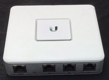 Ubiquiti Unifi Security Gateway (USG) - White u515 picture
