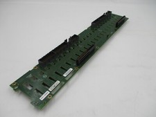 EMC VNXE3200 Storage Array 25-Bay HDD Backplane P/N: 303-280-000B-00 Tested picture