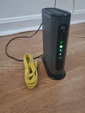Motorola Cable Modem WiFi Router, Model: MB7220 picture