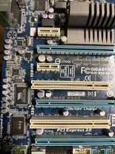 Gigabyte GA-990XA-UD3 picture