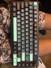 Redragon K628PRO-3 AND AZOTH X picture