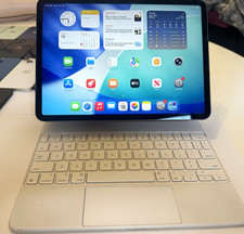 Apple iPad Pro 11” 3rd Gen 128GB WiFi – Includes Keyboard – Excellent Condition picture