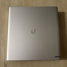 Ubiquiti UniFi Cloud Key Gen2 Plus Network Controller UCK-G2-PLUS & 1TB Drive picture