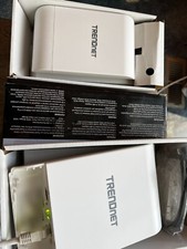 TRENDnet TEW-740APBO2K 10dBi Wireless N300 Outdoor PoE Point to Point Bridge  picture
