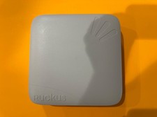 Ruckus ZoneFlex R700 Dual Band Access Point - 901R700US00 - 901-R700-US00 picture