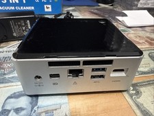 Intel NUC NUC5i3RYH Mini PC Core i3-5005U 8GB RAM 250GB SSD HDMI WLAN Silver picture