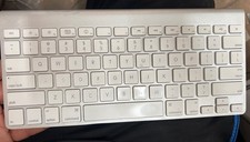Apple Wireless Magic Keyboard A1314 MC184LL/A Genuine Official OEM Mac Aluminum picture