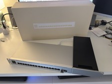 Ubiquiti UniFi Pro Max 16 PoE Switch USW-PRO-MAX-16-PoE w/ Rackmount picture